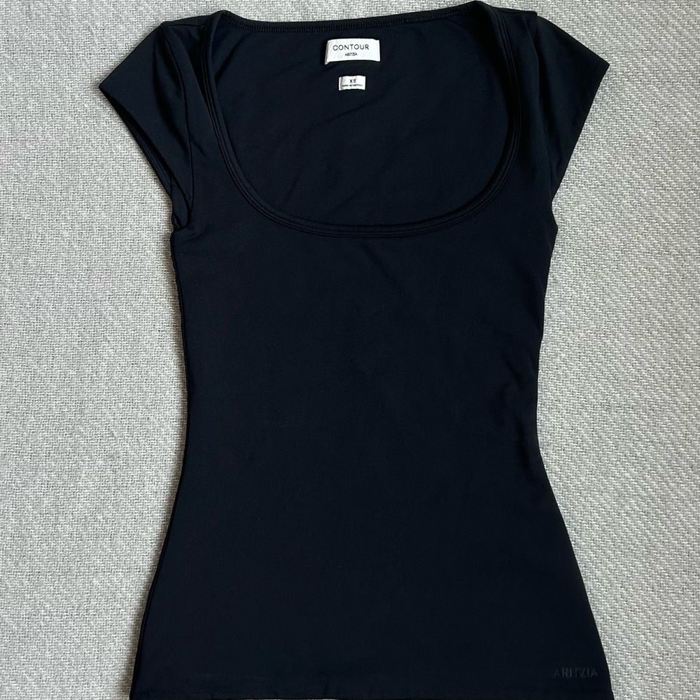 Aritzia Original Contour Emanate T-Shirt - XS - Black - Picture 3 of 4